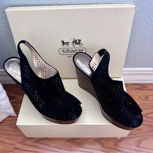 Coach, Art Laser Cutout, Black 4.5in platform wedge, peep toe, size 9B.